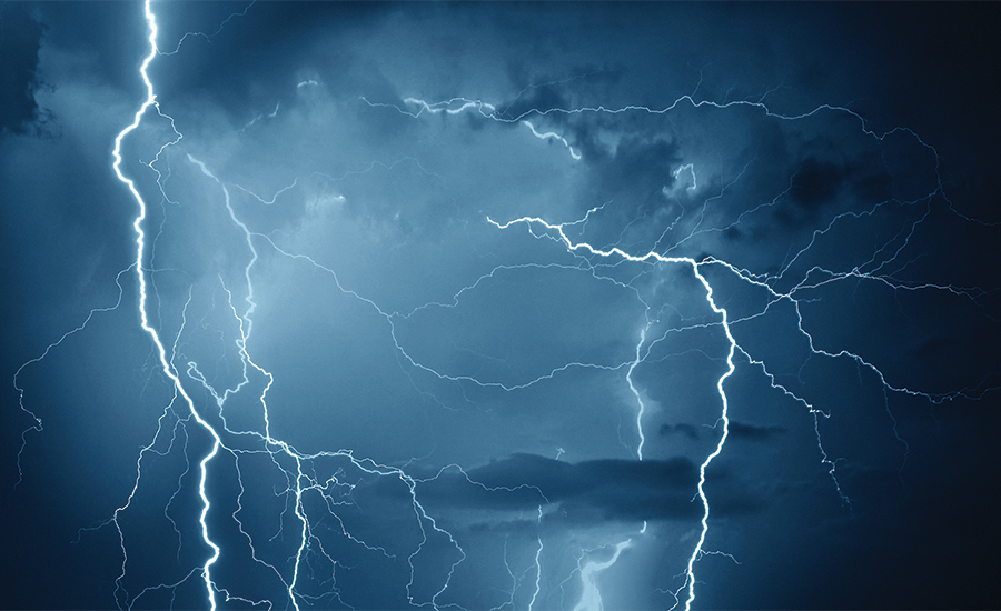5 Ways for Roofing Contractors to Succeed During Storm Season | 2019-06-21
